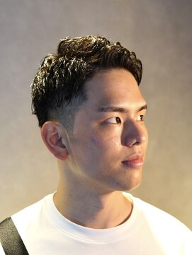 ゴートバーバー(GOAT BARBER) 王道アップバングショート