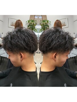 ツーブロックツイストスパイラルパーマ