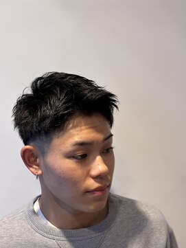 ビューティーリゾート アカヒゲ(Beauty Resort AKAHIGE) ショートフェードアップバング