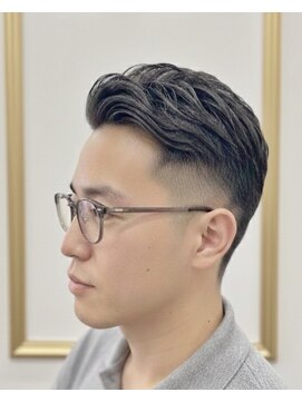 ビューティーミュージアム モア Beauty Museum MORE 刈上げスタイル