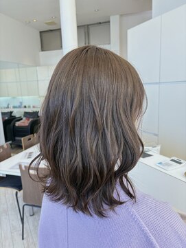 ノーバ(nova) オリーブベージュ