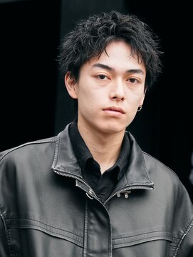テン 心斎橋(tenn.) ツーブロックマッシュショートレイヤースパイキーショートヘア