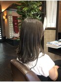 グレージュ