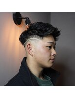 ユーゼンイーストサイドテラスホットヘアー(YUZEN EAST SIDE TERRACE HOT HAIR) feather up