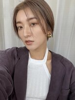 アリーズ シブヤ(ALLYS shibuya)&nbsp;プラチナアッシュ  大人ショートボブ グレーベージュ ハイトーン