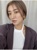 プラチナアッシュ  大人ショートボブ グレーベージュ ハイトーン