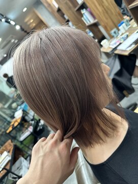 ラフ(LAFF) #ショコラアッシュ#ヘルシースタイル#ふんわりカール