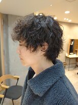 ヒート トウキョウ 目黒店(HEAT TOKYO)&nbsp;ツイスパセンターパートマッシュ波巻きダウンパーマメンズ目黒
