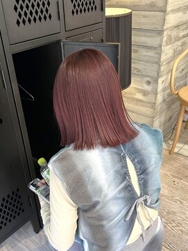 ヲタク(wotaku.) くすみレッド暖色カラーブリーチなしカラー切りっぱなしボブ