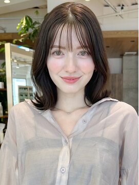 グランド(GRAND) 大人可愛い/透明感カラー/ボブルフ/ネビージュ/黒髪【大本】