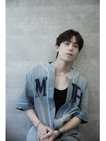 シン(syn)&nbsp;センターパート×コンマバング