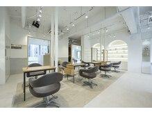 クララ ジャパン カメイド(CLALA JAPAN Kameido)の雰囲気（【ニューオープン】全10席で広く開放感のある店内は非日常空間♪）