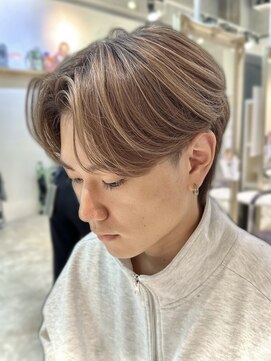 ローウェ オム 立川(LOUWE HOMME) 立川メンズ/センターパート/ブリーチ/髪質改善トリートメント