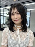 ミディアムレイヤーカット顔周りレイヤーハッシュカット透明感