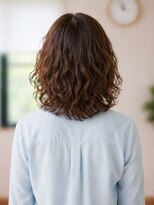 クロム(CHROM) 40代50代60代ショート白髪ぼかしハイライト