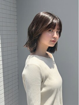 キユ(qiyu) ゆるふわ簡単スタイリングミディアムボブ［広島/八丁堀］