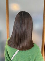 オーラ(ora)&nbsp;【30代鎖骨下ミディアム×明るめオリーブベージュ】