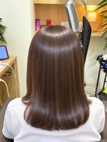 ウイ バイ ファースト 北四番丁店(u'i by first)&nbsp;自然なツヤ感が魅力♪大人のミディアムヘア