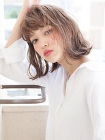 パティオンツー(PATIONN2)&nbsp;抜け感ハイライトで外国人風カラー無造作波巻きくびれ外ハネボブ
