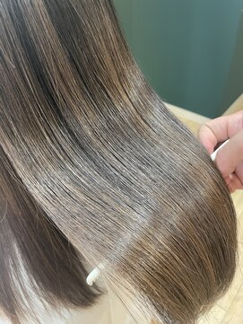 シースアクシア(X axia) 髪質改善　縮毛矯正