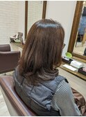 上品ベージュブラウン