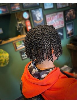 ハイ エナジー パワーズ(High Energy +POWERS) スプリングドレッド/針金パーマ/特殊ヘア