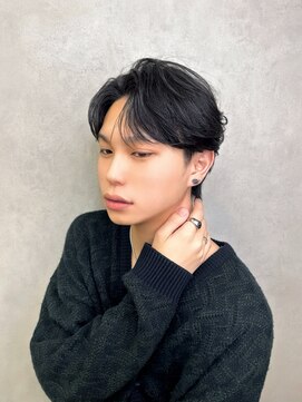 ジーナ 天神(Zina) 【Zina】メンズ/韓国/センターパート/縮毛矯正/福岡/天神/大名