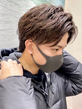 ヘアーアンドグルーミング ヨシザワインク(HAIR&GROOMING YOSHIZAWA Inc.) センターパートツーブロックショート束感ビジネス理容室バーバー