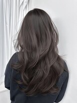 ユー(juu.)&nbsp;【juu./星ヶ丘】大人ヘア/レイヤーカット/グレージュ