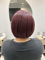 リヴナ(Livna) ボブに艶ピンクで可愛い~!
