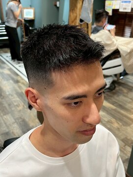 スタンドバーバー 柏(STAND BARBER) リバースセンターパート/ニュアンスウルフ/ダウンバング/柏