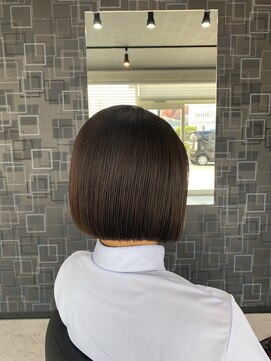 シャイン(Shine) ショート / ミニボブ