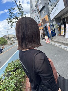 ベレッタ 枚方店(veretta.) low light ×bob/担当：ばば/切りっぱなしボブ/外ハネボブ/艶髪