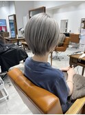魅力倍増カールセミディシアーカラーダークアッシュショートヘア