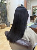 ラベンダーグレージュ艶カラー×大人可愛いストレートロングヘア