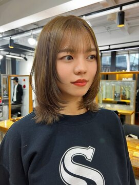 アクター(actor) 小顔 ボブルフ 黒髪 ネビージュ ワンレン こなれミディ 前髪