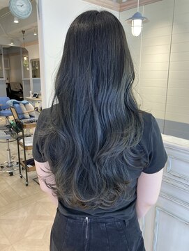 シェノン 赤羽店(CHAINON) ネイビーロング重め顔周りアゴ下レイヤー38ミリコテ仕上げ赤羽