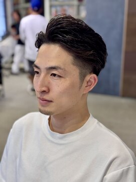 クワトロレオーネ 大阪梅田茶屋町(QUATTRO LEONE) ビジネススタイル・アップバング