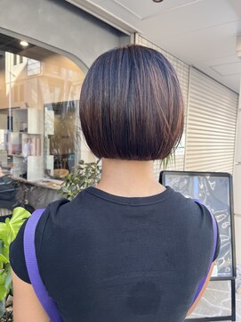 ドッグスター(dog star) ショートボブ切りっぱなし透明感カラー 登戸/向ヶ丘遊園