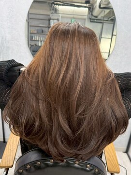 ハーシーバイアポロ 相模大野(HERSHE by apollo) ミディアムヘア/暗めカラー/グランマッシュ/レイヤーカット