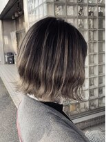 ライズ バイ レボ 柏店(RISE by REVO)&nbsp;ボブ/カーキグレージュ/大人かわいい/フェザーバング