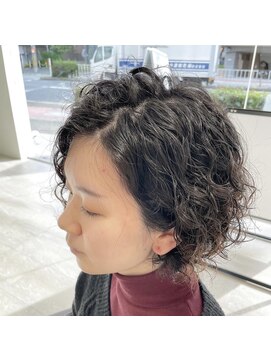 オレンジ 十三店(ORANGE) あのお笑い芸人風！スパイラルパーマでイメチェン！！