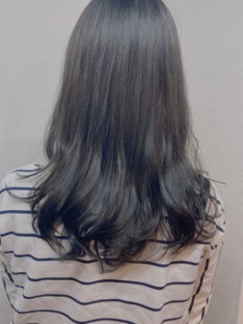 ルビナ 調布店(LViNA) シルバーグレー