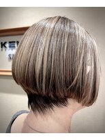 ケンジスマート(KENJE smart)&nbsp;茅ヶ崎白髪ぼかしハイライト。