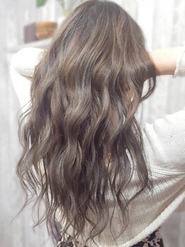 エヌオービー(N.O.B)の写真/髪のお悩みや理想を丁寧にヒアリングし"あなた史上最高"を叶えます☆"N.O.B"で理想のヘアを手に入れて♪