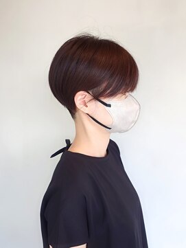 ラトリエコンタン(L´atelier Content) 30代40代50代おすすめ　刈り上げマッシュショート