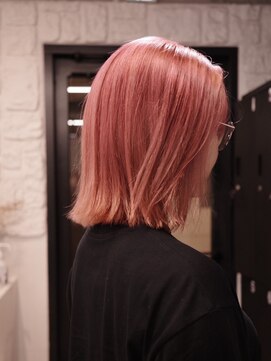 アコロン 吉祥寺(acoron.) 透明感たっぷりの外ハネボブ × 吉祥寺