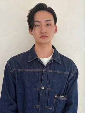 リック(LIC) サイドパートスタイル