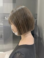 イリ(iLi)&nbsp;【iLi×REN】ボブ/ミニボブ/オリーブベージュ