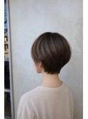大人の抜け感ショートレイヤー